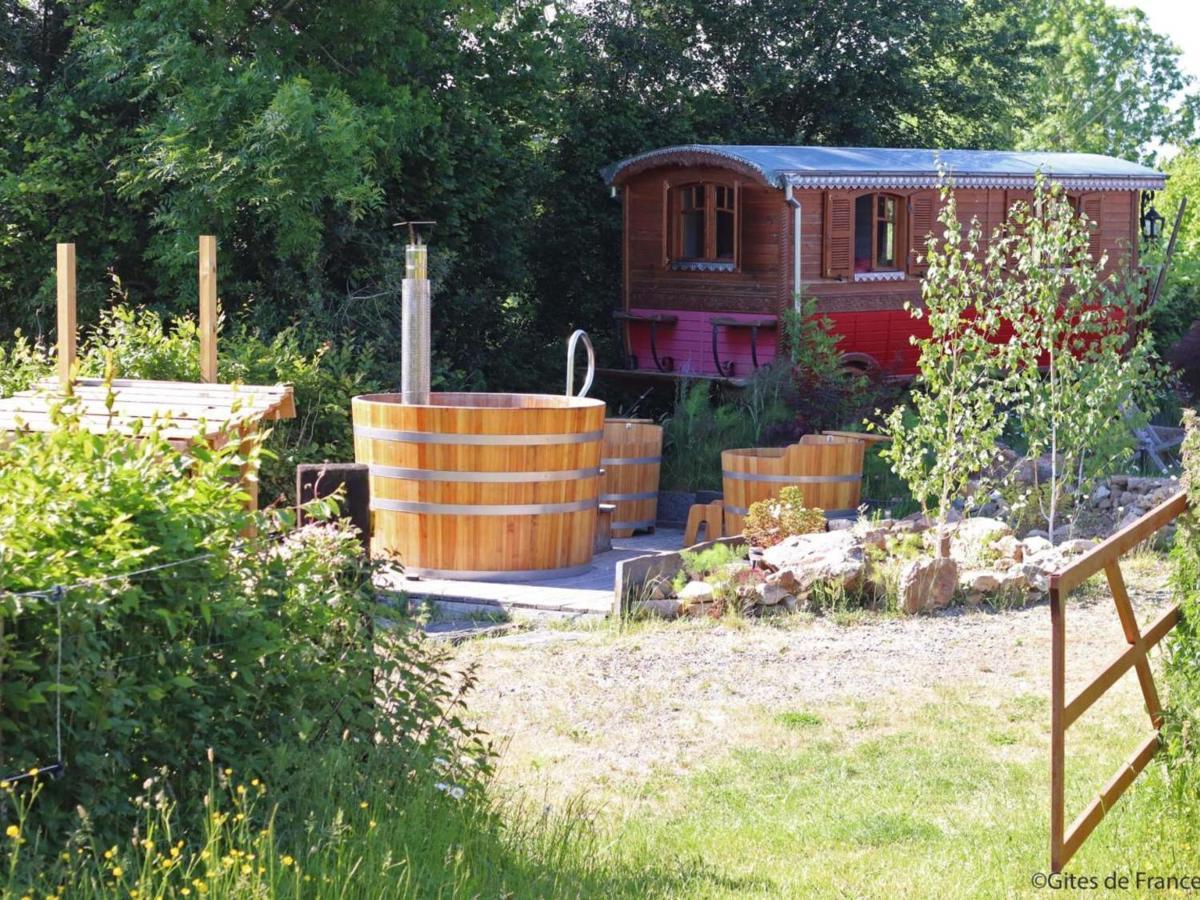 Gîte La Lande-de-Goult, 3 pièces, 4 personnes - FR-1-497-116 Esterno foto